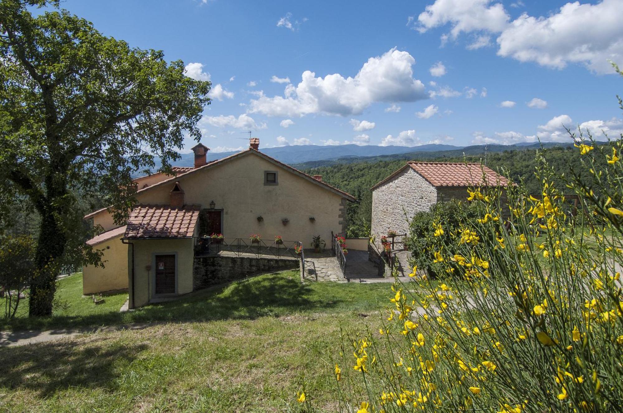 Отель Borgo Tramonte Пратовеккьо Экстерьер фото
