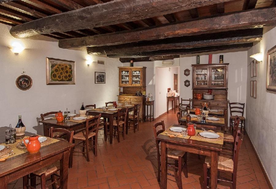 Отель Borgo Tramonte Пратовеккьо Экстерьер фото